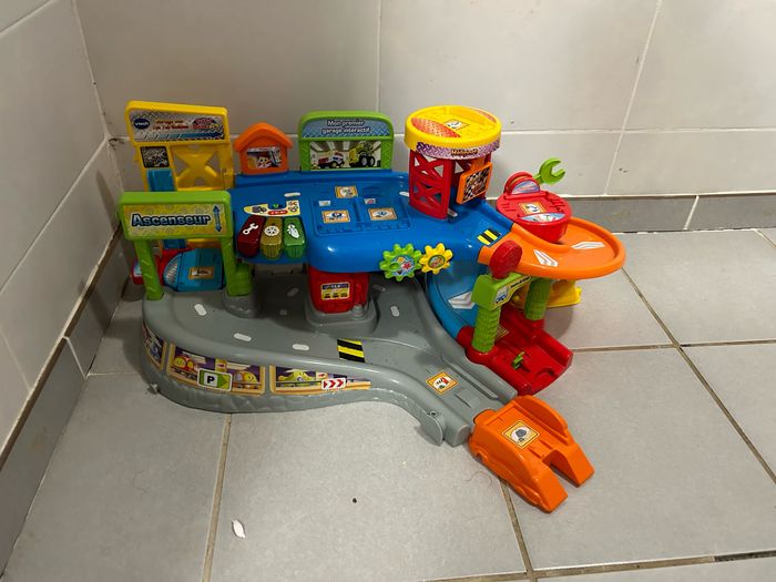 Garage Tut Tut Bolide