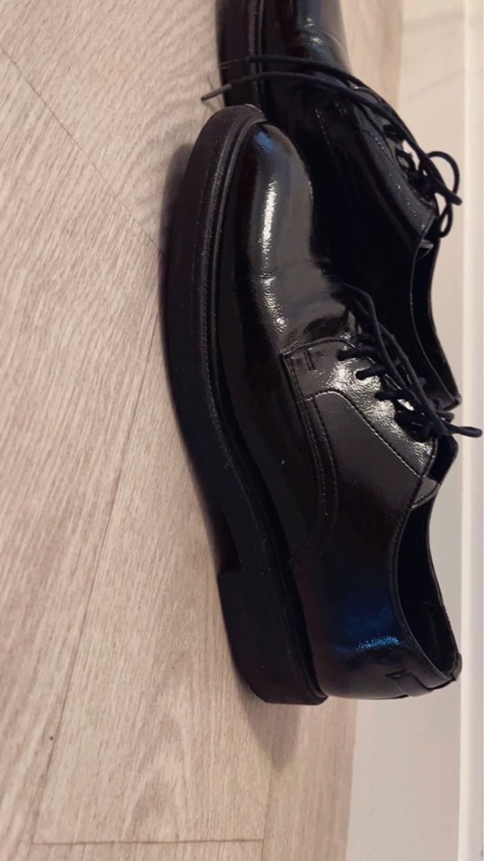 Derbys en cuir verni pour femme - photo numéro 5