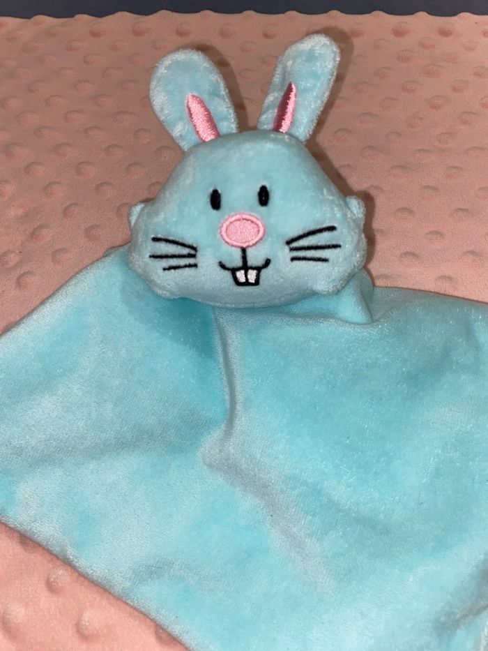 Doudou lapin bleu - photo numéro 4