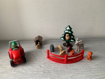 Tracteur et garde forestier avec les animaux de la forêt Playmobil 123