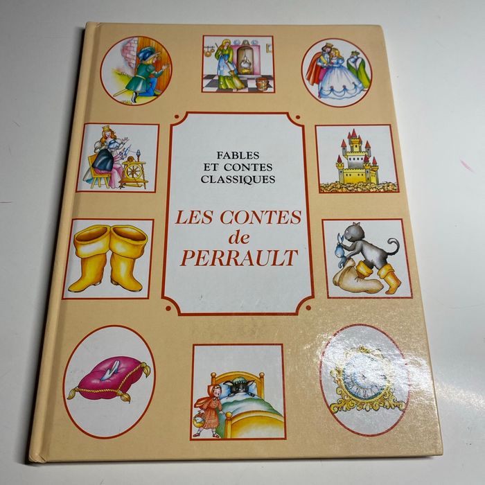 Les contes de Perrault (Fables et contes classiques) Perrault Charles