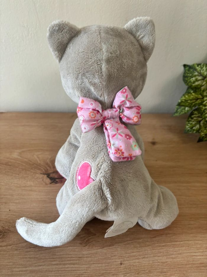Doudou peluche chat gris noeud rose fleurs cœurs noukies - photo numéro 4