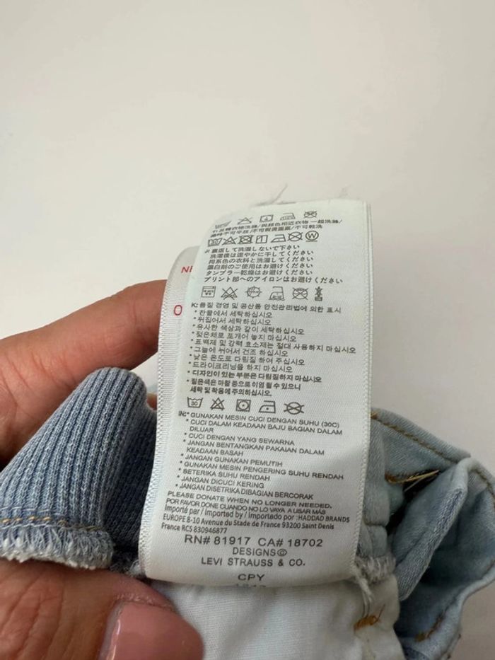 Short en jeans Levi's bébé garçon taille 6 mois comme neuf - photo numéro 7