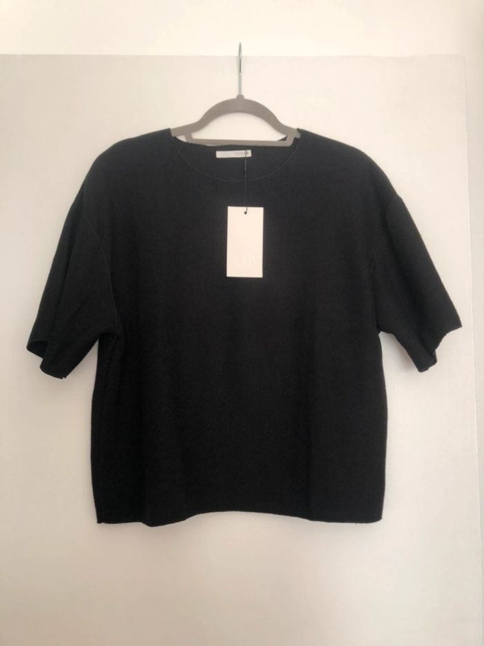 Superbe beau t-shirt côtelé soft Zara neuf avec étiquette taille M - photo numéro 2