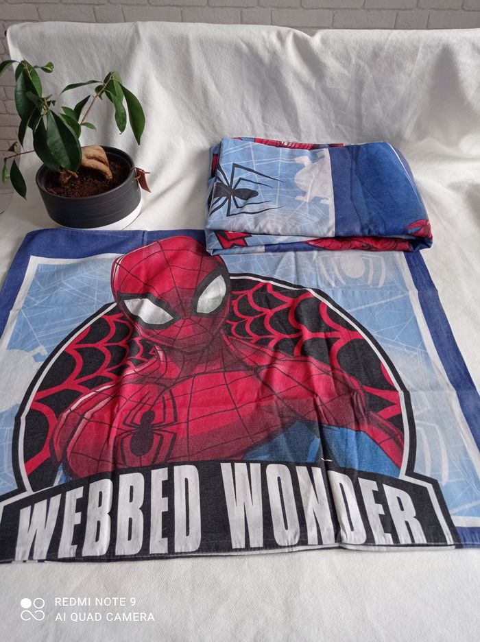 Parure housse couette + taie oreiller spiderman 1 personne