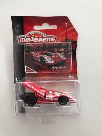 Miniature majorette Porsche 917 rouge