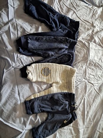 Lot de 11 pantalons