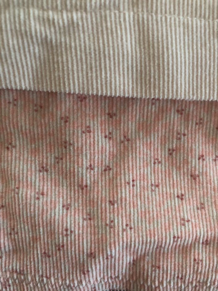 Jolie Robe velours fille 6 mois - photo numéro 2