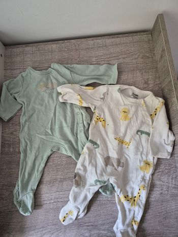 Lot de 2 pyjamas manches longues 3 mois kiabi