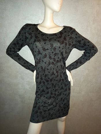 robe pull grise fleurie esmara taille 40/42