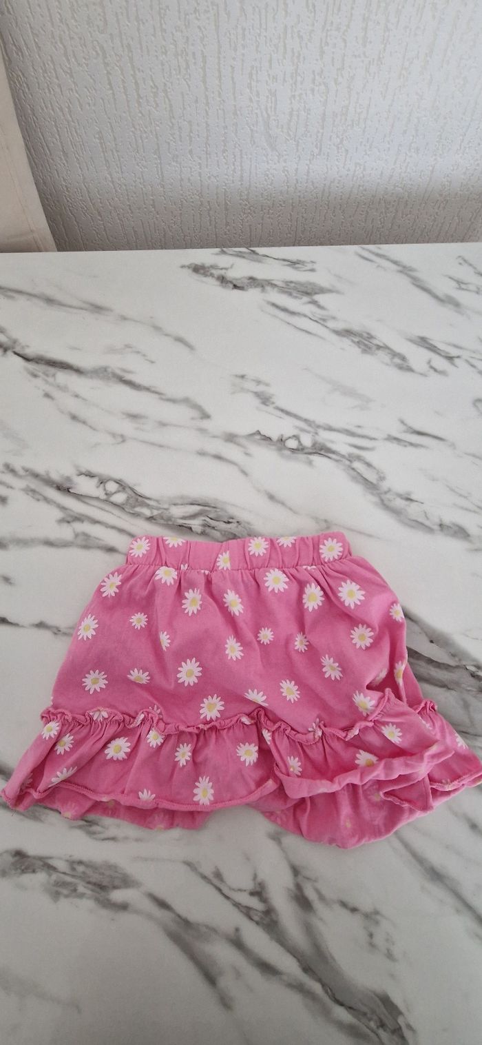 Jupe à fleurs - photo numéro 2