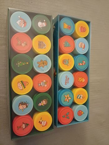 Lot de 24 tampons noel neuf