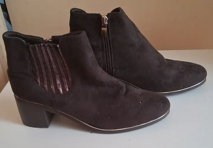 Bottines La Hall taille 37 - photo numéro 2