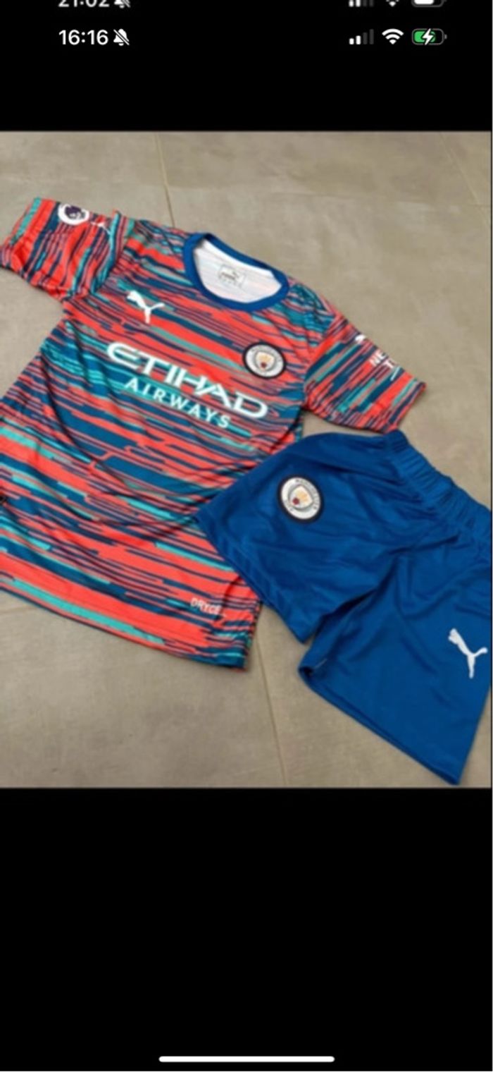 Maillot de foot taille 128