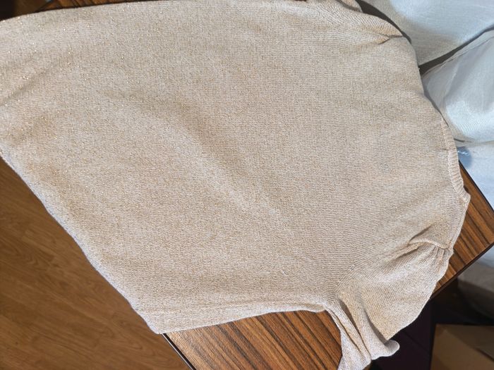 pull doré brillant de Kiabi 18 mois *Spécial FETE* ref 555 S1