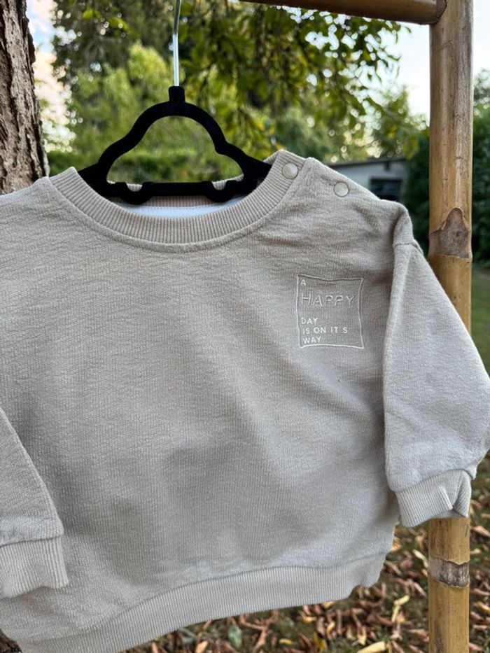 Pull beige || Zeeman || 18 mois - photo numéro 3