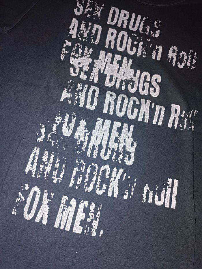 Tee shirt Take a look taille L - photo numéro 2