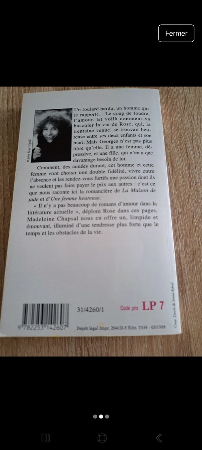 Le foulard bleu - photo numéro 2