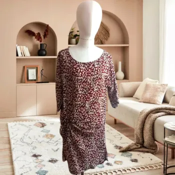Très belle robe manche courte andy & lucy taille M