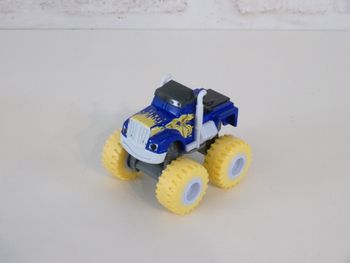 Monster Trucks - Crusher - Les monstres Machines (J5)