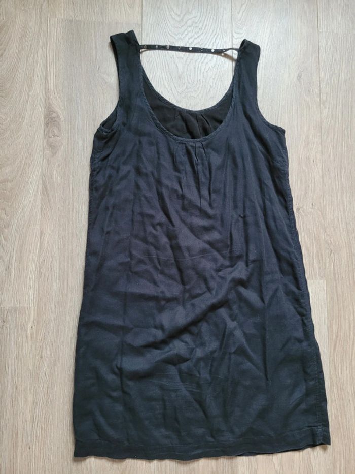 Petite robe noire sans manche - photo numéro 5