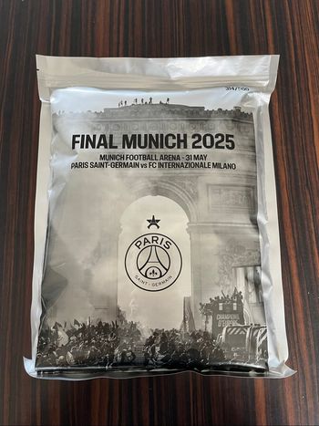 Coffret collector PSG exemplaire 314/500