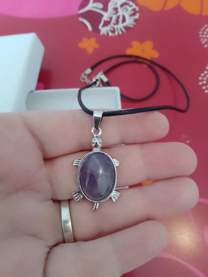 Collier tortue avec pierre naturelle d'améthyste 💜. - photo numéro 2