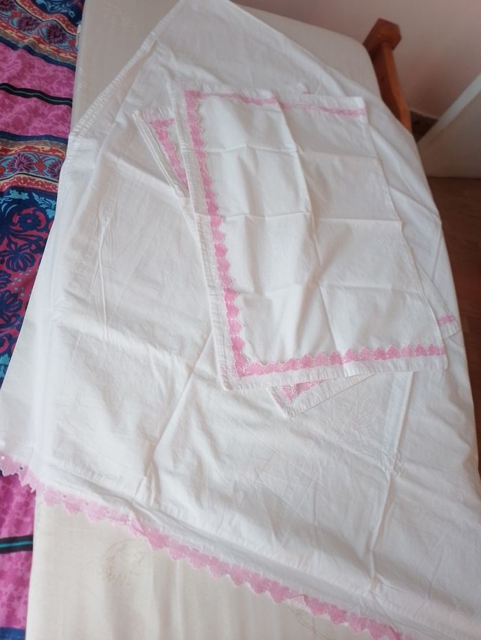 Drap plat avec 2 taie d'oreiller