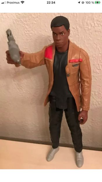 FIGURINE "STAR WARS - FINN" - 30 CM