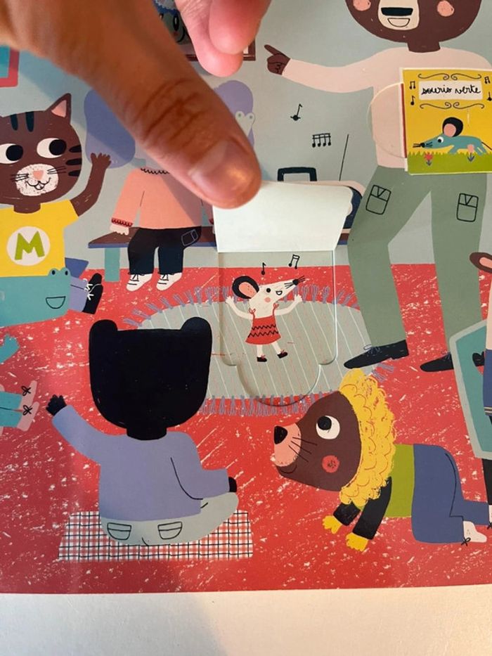 Livre animé avec volets surprises mon premier jouer à la creche - photo numéro 6