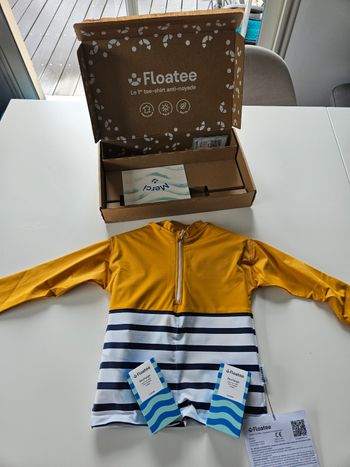 T-shirt anti noyade enfant 3 ans