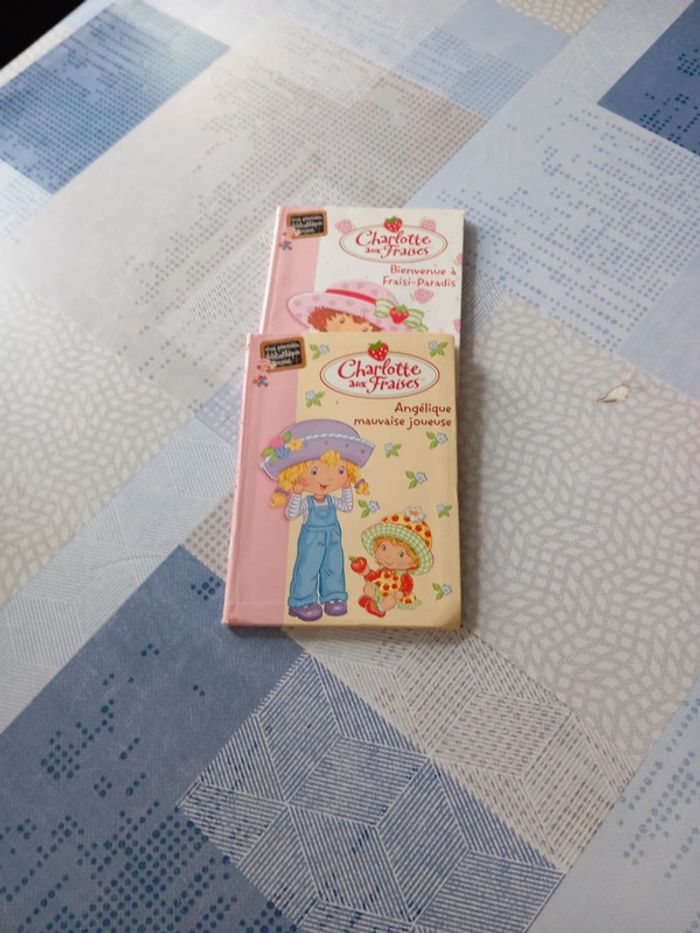 Lot 5 livres Charlotte aux fraises - photo numéro 3