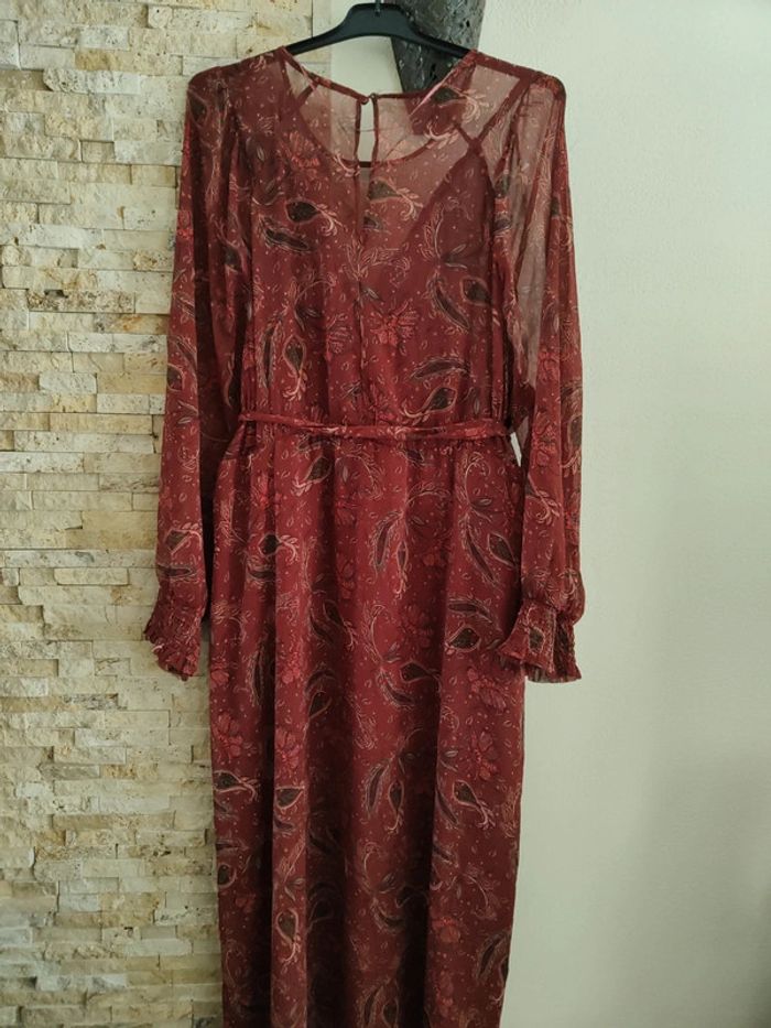 Robe longue bordeau - photo numéro 5