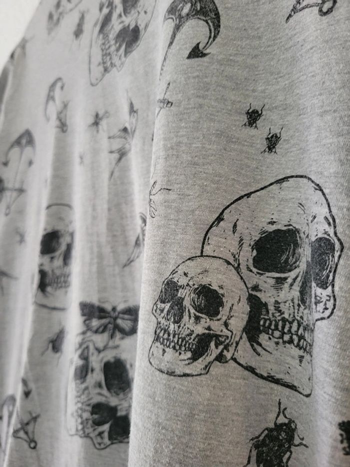 Tee-shirt femme taille M skull tête de mort - photo numéro 3