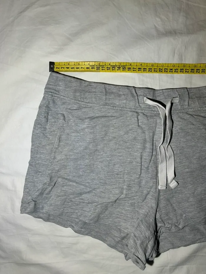 Short gris esmara - photo numéro 3