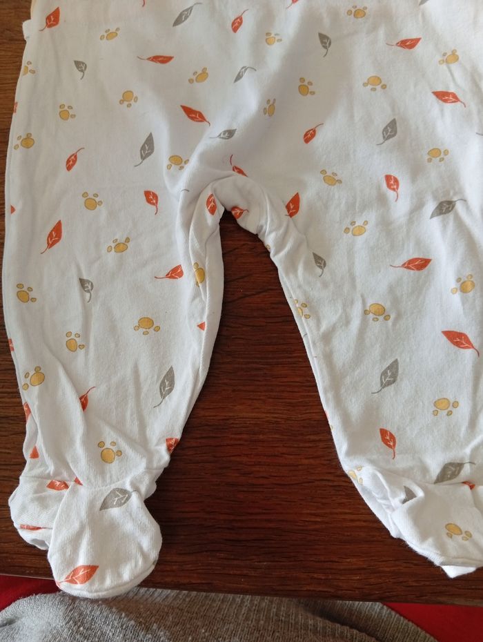 Pyjama taille 6 mois - photo numéro 2