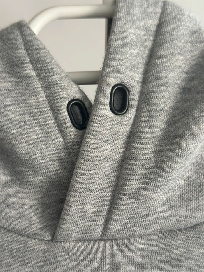 Sweat à capuche Adidas gris – Logo noir – Très bon état - photo numéro 3