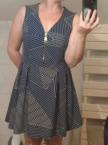 Robe d'été évasée fifilles paris T2 bleue a rayures asymétriques