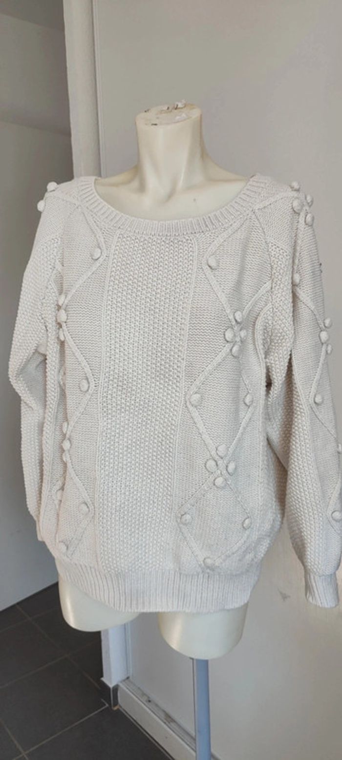 Jolie pull