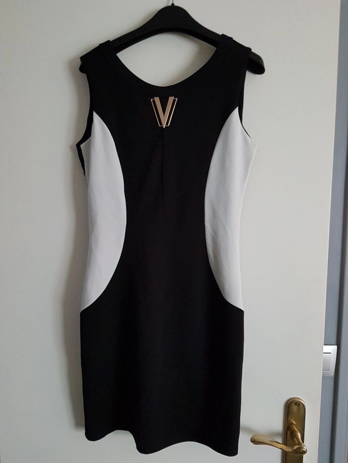 Robe noir et blanc