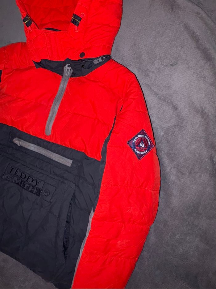 Manteau d’hiver garçon taille 14 ans Teddy Smith rouge en très bon état - photo numéro 4