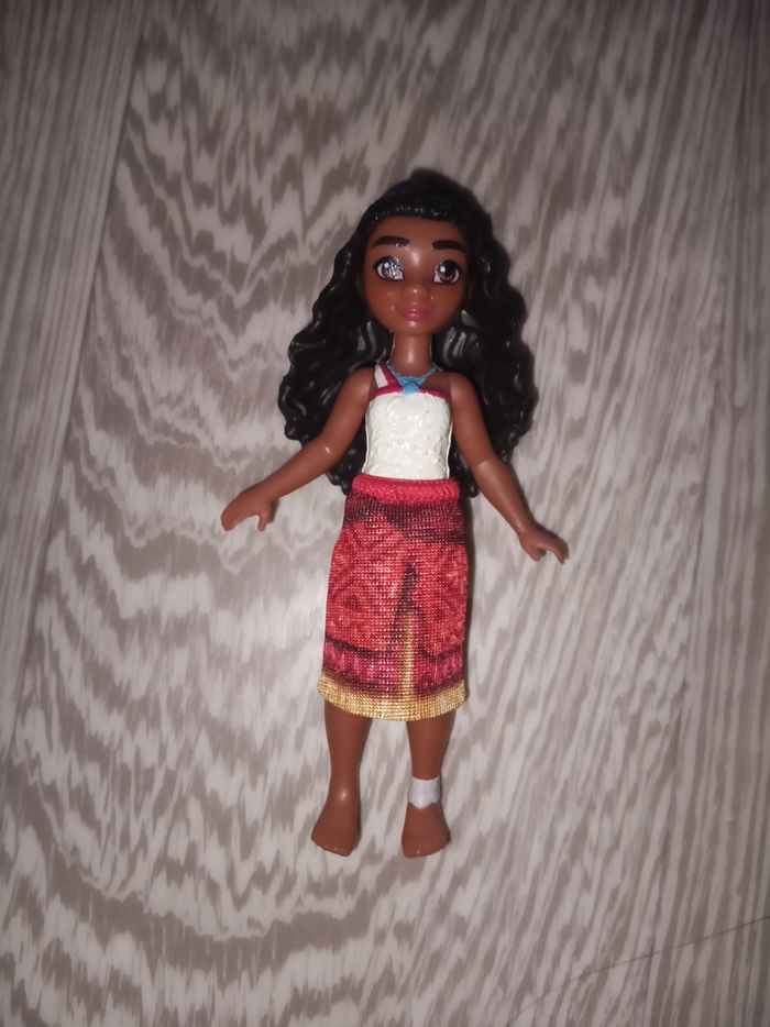 Figurine Vaiana neuf Disney