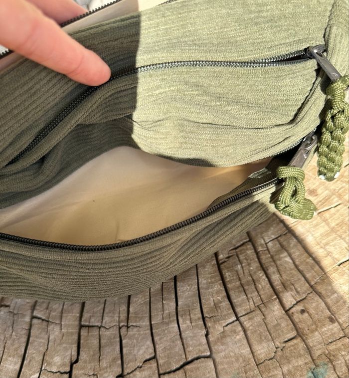 Sac banane velours kaki spacieux - photo numéro 8