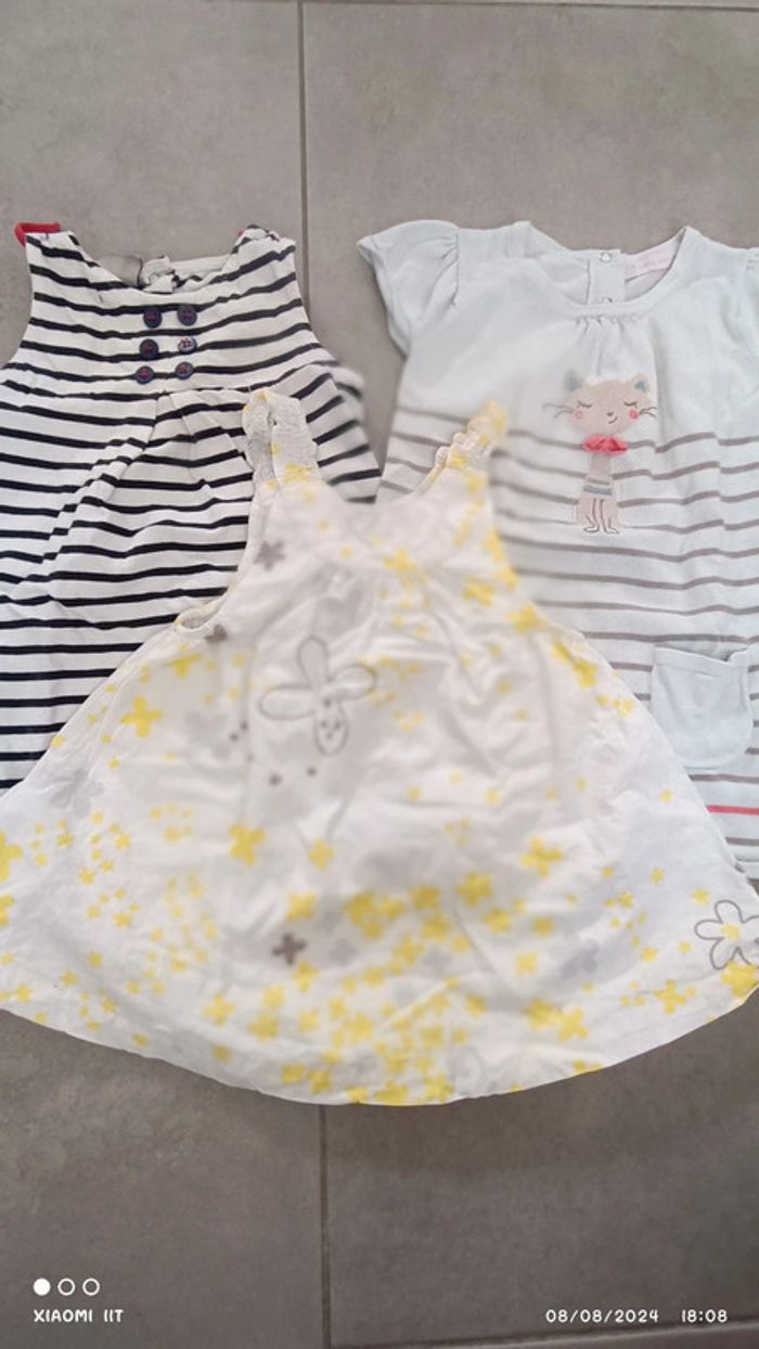 3 robes petite fille