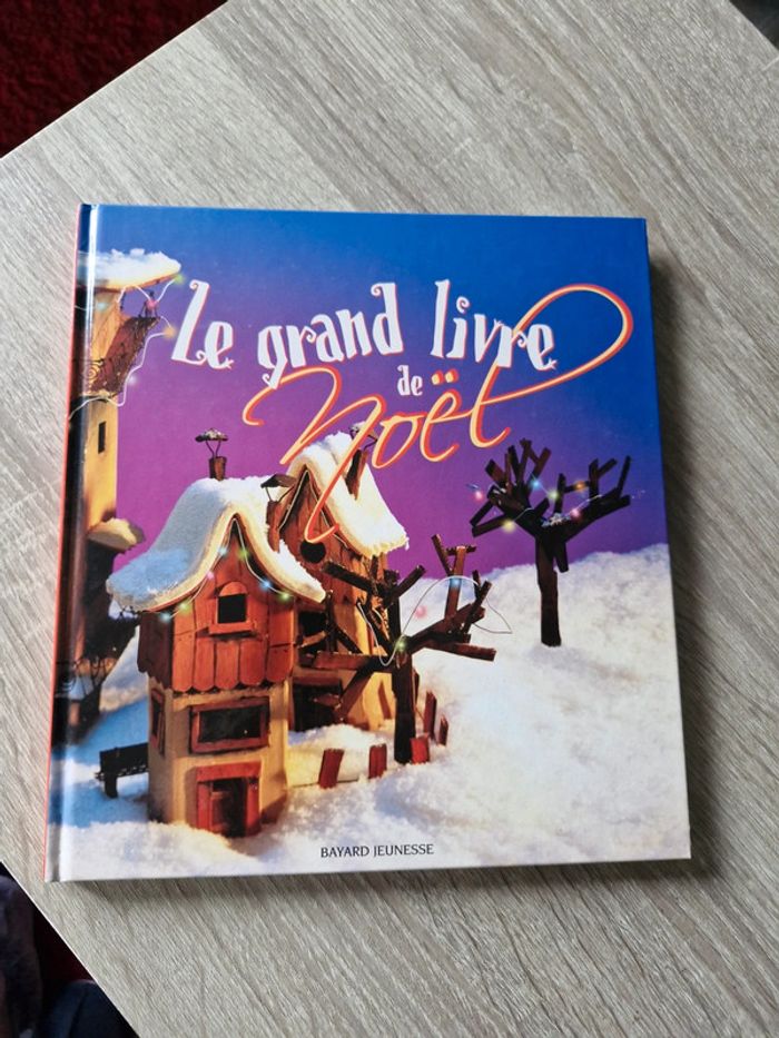 Livre enfant. Le grand livre de Noël.