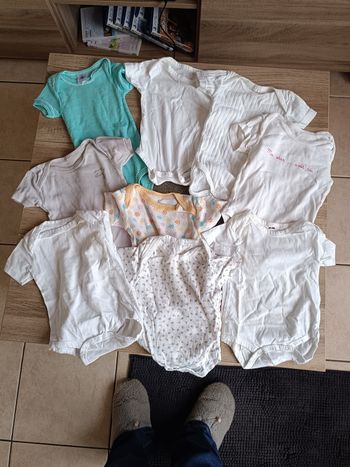 Lot fille ( 9 articles) 6 mois 
