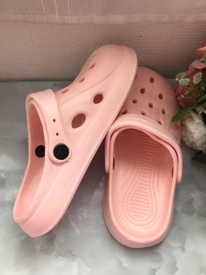 Chaussures inspiration Crocs rose candy ๐ญ 38 - 39 - photo numรฉro 4