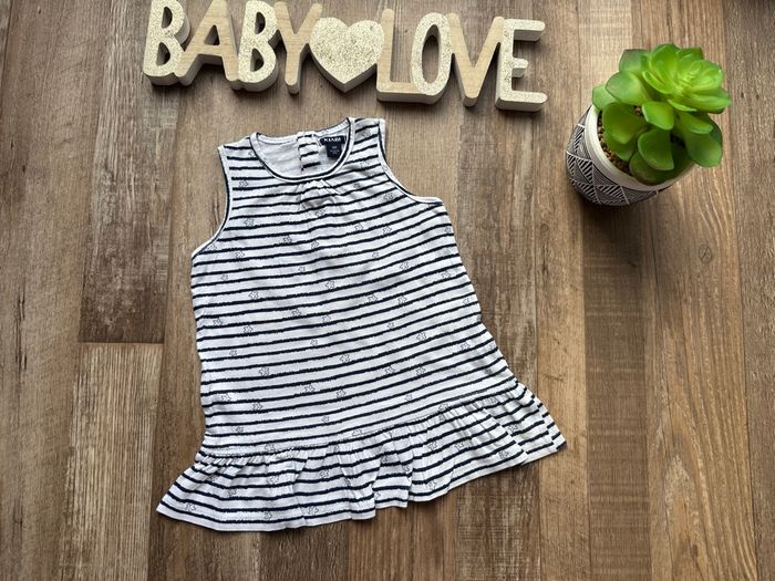 - Robe Kiabi - 6 mois - Très bon état
