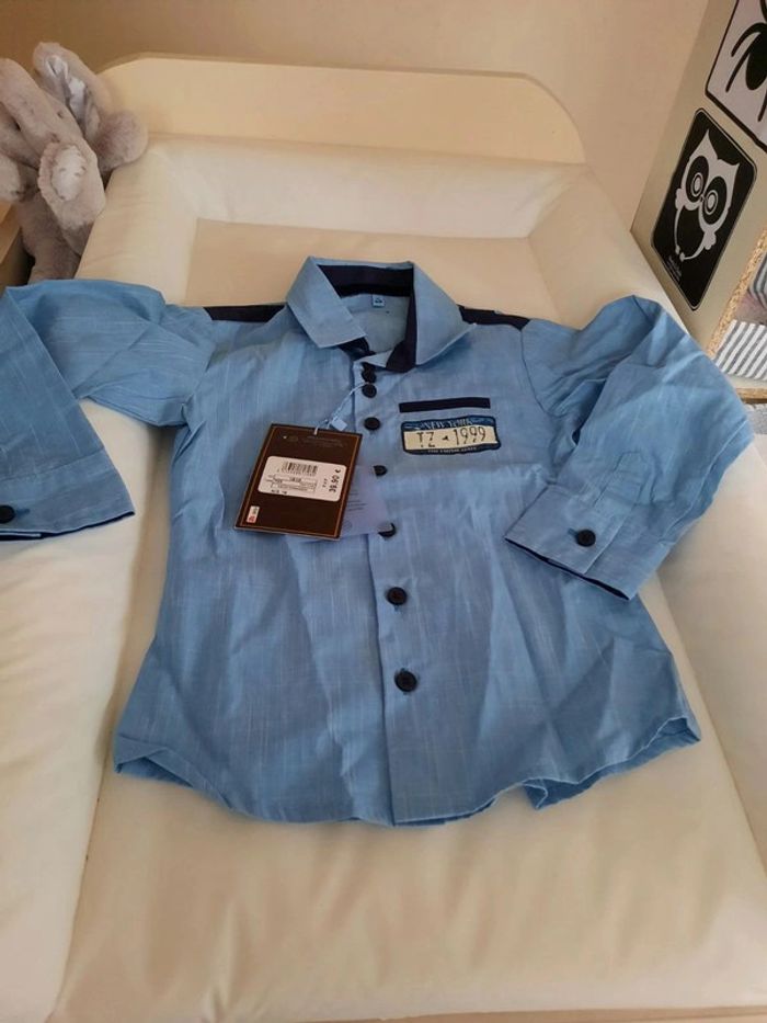Chemise trasluz 4 ans neuf
