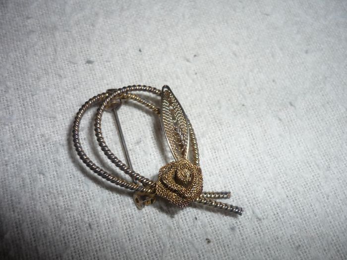 broche vintage